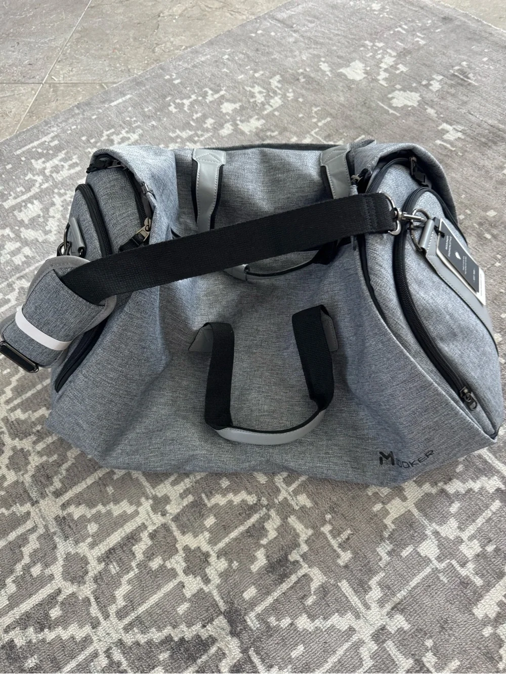 Convertible Garment Carry On Duffle Bag Shoulder Strap Hanging Suit Travel